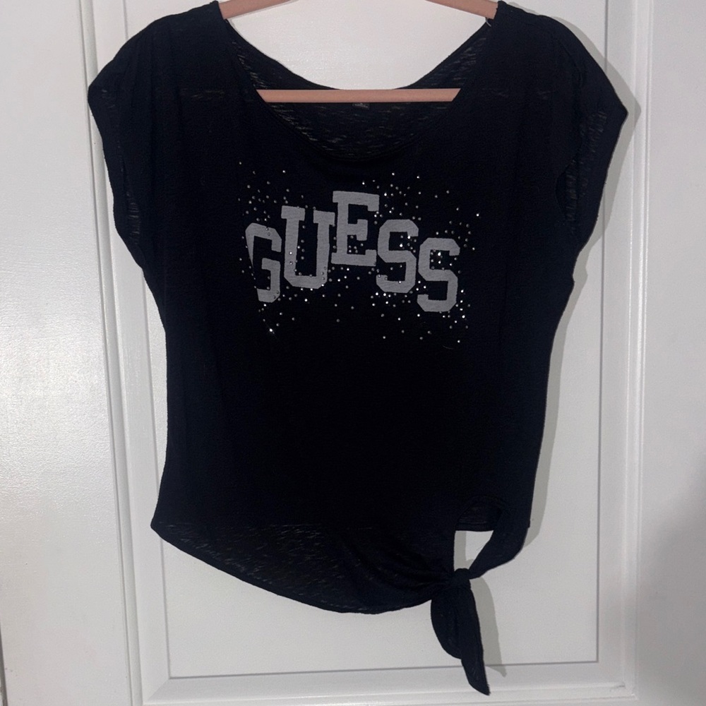 GUESS Black Short Sleeve Tee with Logo